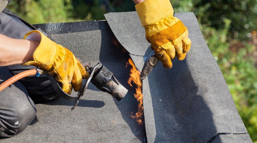 Professional gutter cleaning in Wallace, SC